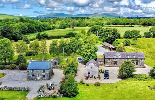 Rhyd-y-clafdy House | Stunning villa for 7 guests with WIFI and TV