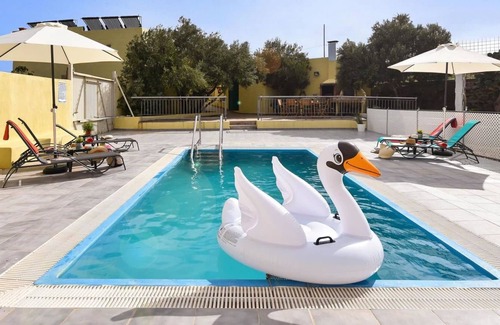 Ingenio Villa | Stunning villa for 8 people with WIFI, pool, TV, terrace and parking