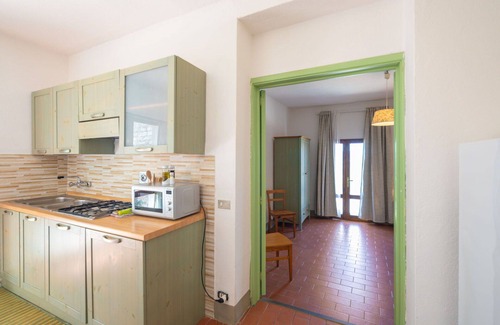 Montebonello House | Stunning villa for 14 people with A/C, WIFI, private pool, TV, pets allowed and panoramic view