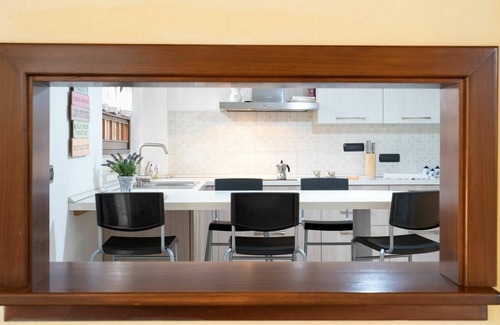Cisano sul Neva House | Stunning villa for 6 guests with WIFI, hot tub, A/C, TV, patio, pets allowed and panoramic view