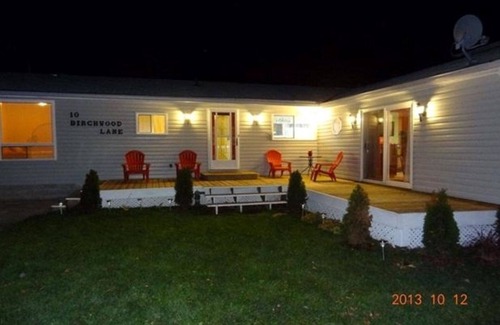 Kawartha Lakes Cottage | Stunning Waterfront! Easy access stairs to water, wifi. Central AC , 2 bathrooms