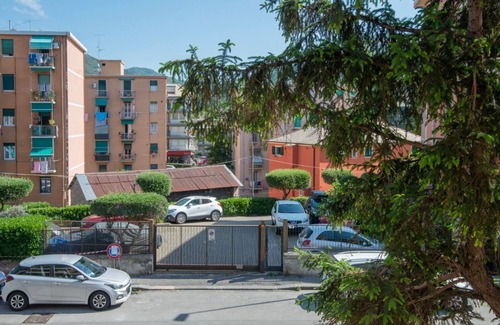 Sturla Apartment | Sturla apartment with private parking convenient Gaslini/San Martino Hospitals