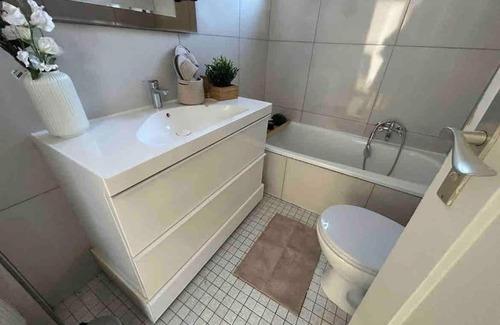 Norderstedt Apartment | Stylisches Apartment am Airport