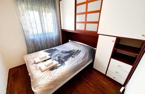 Velji Vinogradi Apartment | Stylish 1 Bedroom Apartment Budva
