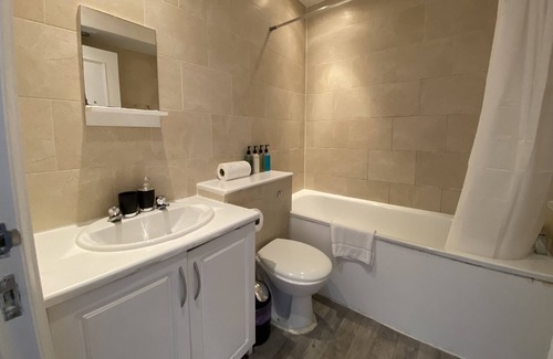 Bishopsgate Apartment | Stylish 2-bedroom, 2-bathroom apartment in the heart of London.