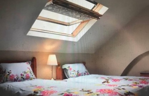 Glasnevin House | Stylish 2 Bedroom Cottage Near Botanical Gardens
