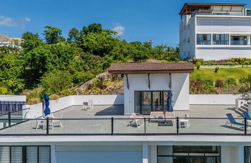 La Ceiba Apartment | Stylish 2-BR Apt In Playa Bonita + Amazing Oceanviews