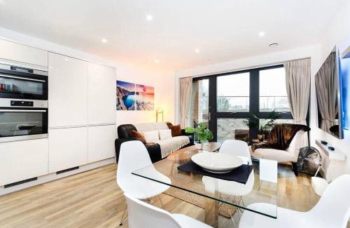 Wandsworth Apartment | Stylish 2 BR Flat in Wandsworth