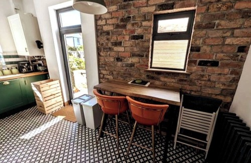 Riverside House | Stylish 2BD Home near Millenium Stadium, Cardiff