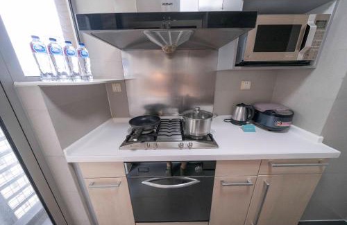 Xujiahui Apartment | Stylish 2BR 1 Living Room Apartment Yongxin Century