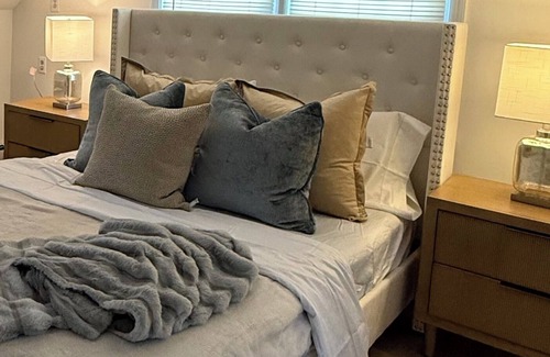 Stony Brook House | Stylish 2BR House Near Stony Brook University and shopping, fully renovated