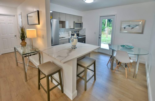 North Palm Beach Apartment | Stylish 2BR 1BA Home with a large backyard