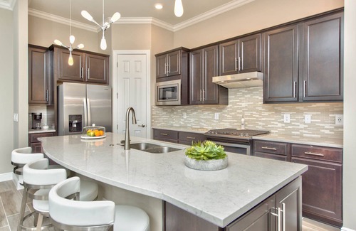 Rural Estates House | Stylish 3bd home with den with a Spa, Heated Pool and Golf!n