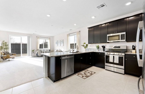 Sparks House | Stylish 4BR Home Nr Golden Eagle Sports Complex