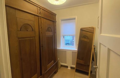Municipality of Haarlem House | Stylish and comfortable 1930s house within biking distance of the beach