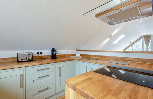 Middlezoy Cottage | Stylish and contemporary two storey cottage.