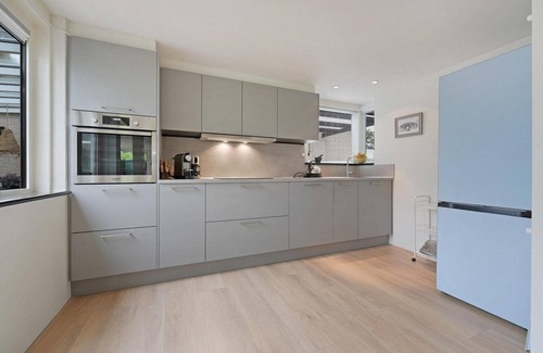 Ouddorp House | Stylish and modern bungalow within walking distance (1.5 km) from the beach.