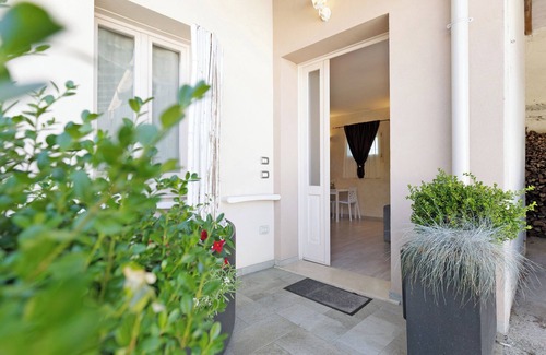 Lonato del Garda Apartment | Stylish apartment with terrace - Apartment Luce