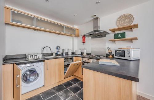 Northampton Apartment | Stylish Apartment in Northampton Town Centre by Yoko Property