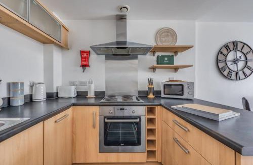 Northampton Apartment | Stylish Apartment in Northampton Town Centre by Yoko Property