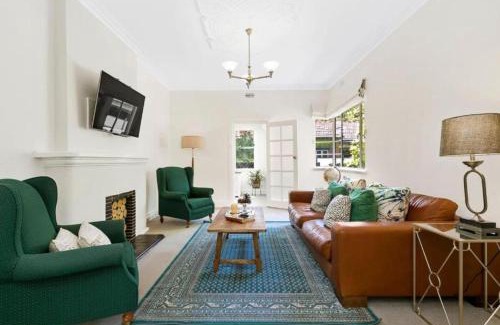 Malvern East Apartment | Stylish Apartment, Malvern East