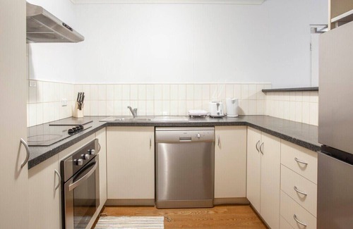 Northbridge Apartment | Stylish apt in the heart of Perth City