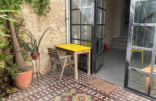 Heraklion House | Stylish Art House Palmeti