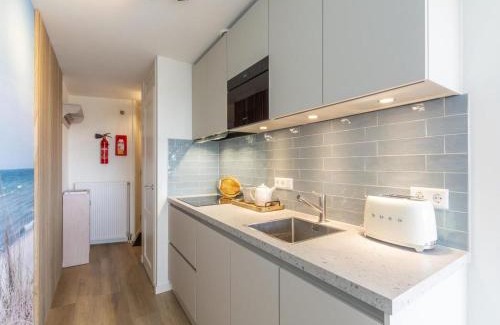 Callantsoog Apartment | Stylish Couples Retreat