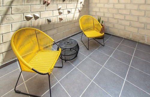 Downtown Guadalajara Apartment | Stylish Designer Loft w/Gym & Coworking | 2 BD | Tribu Colón