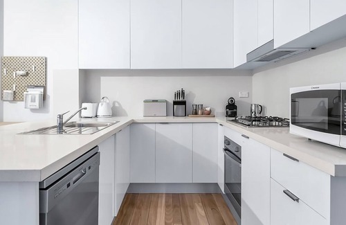 Newtown Apartment | Stylish Home in the heart of Newtown