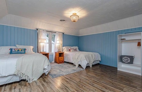 Fondren House | Stylish Home in Vibrant Fondren Neighborhood