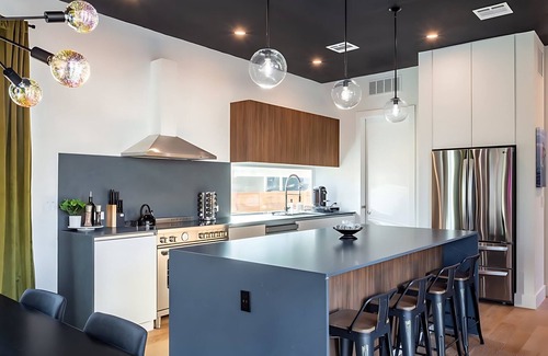 Galindo House | Stylish Home w Pool & Hot Tub near—South 1st St