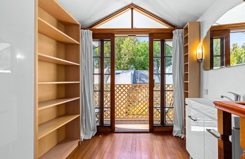 Paddington House | Stylish Inner-City Terrace Home with Rooftop Deck