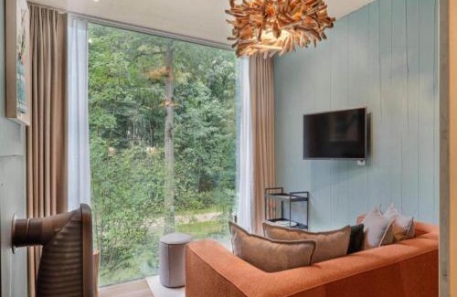 Maubray House | Stylish Loft with Sauna