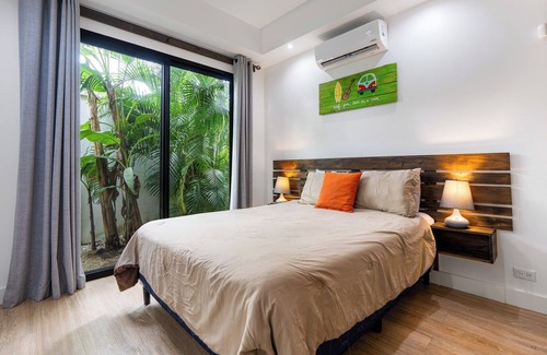 Potrero House | Stylish Modern Home with a Tranquil Outdoor Oasis, Spacious Open Floor Plan, and Private Swimming Pool