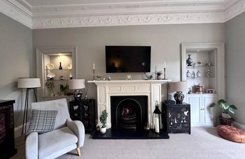 Murrayfield Apartment | Stylish Murrayfield sanctuary