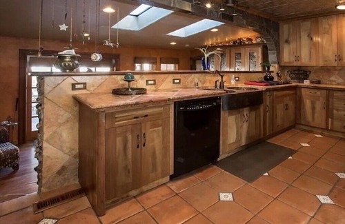 Reno House | Stylish & Quiet 2BR, 2BA Eclectic Home in the Heart of Reno – Pet Friendly!