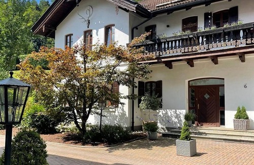 Bad Wiessee House | Stylish retreat in Bad Wiessee - close to the lake, thermal baths & hiking trails