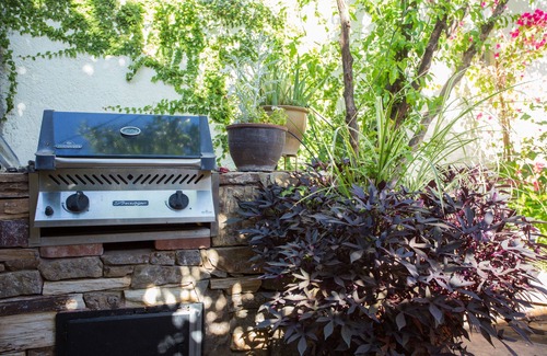 Armory Park House | Stylish Spacious Converted Bakery★Best Downtown Location★ Walk to Everything