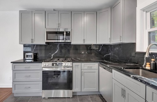 Bronx House | Stylish Stay in City’s Best Spot- The Perfect Stay