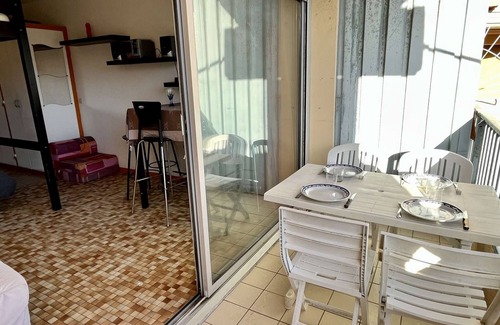 Argeles Plage Apartment | Stylish Studio w/Balcony Near Beach – Sleeps 4, Pet-Friendly