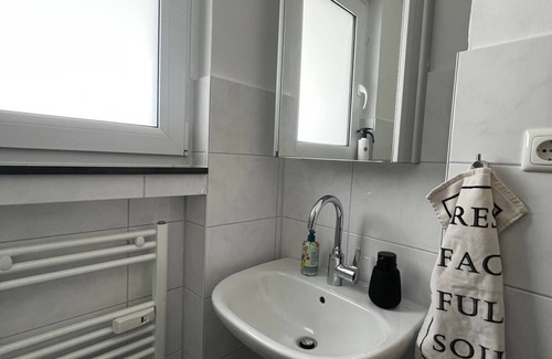 Ruettenscheid Apartment | Stylish, well-furnished apartment just 1 minute from Messe Essen
