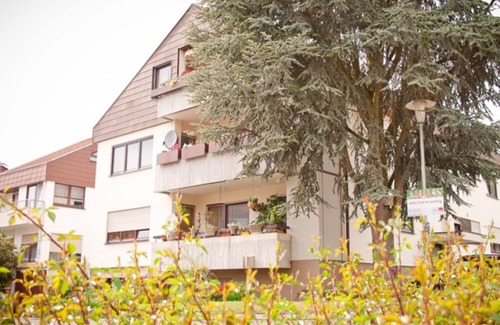 Fischbach Apartment | Stylishly furnished apartment with sunny balcony near the lake