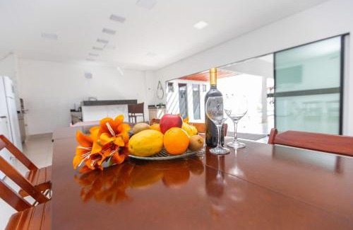 Setor Lagoa Quente House | Sua Casa Perfeita c/4 Suítes e Piscina Aquecida