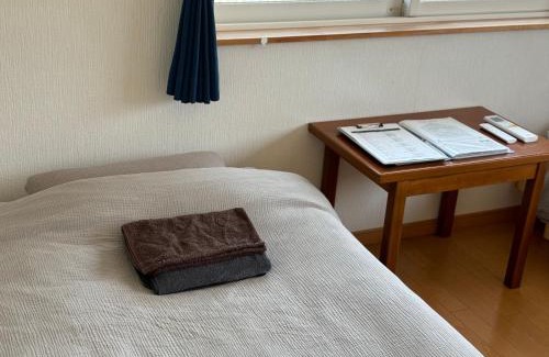 Ishiwaki House | SUBAKO 1日1組限定の宿とcommunity space