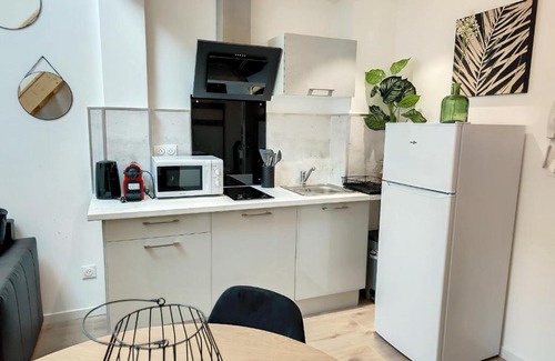 Saint-Quentin Apartment | Sublime appart rénové duplex centre ville 4pers wifi
