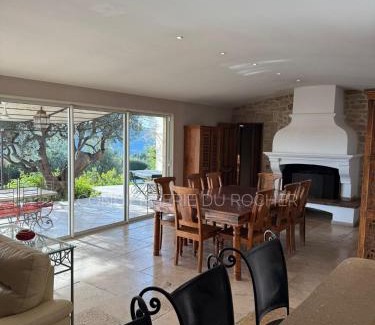 Plan-de-la-Tour Villa | Sublime villa climatisée avec piscine vue mer et collines