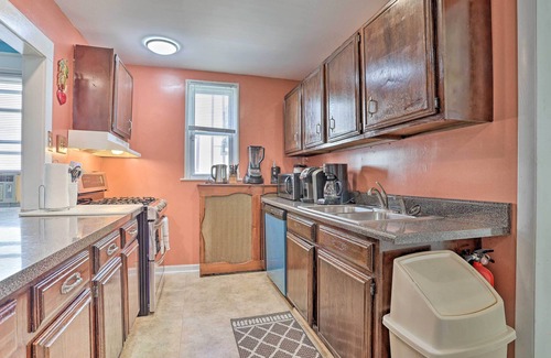 Lansdowne House | Suburban Home w/Backyard Patio < 7 Miles to Dtwn!