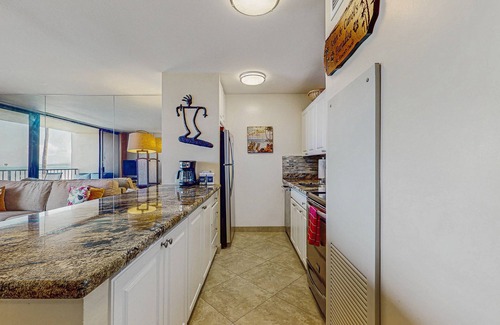 Kihei Condo | Sugar Beach Resort Condo w/Shared Grill, Free WiFi-Surf, Bike, Golf, More