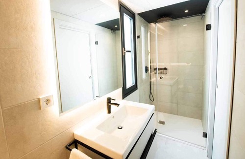 Diputacion de Cartagena Casco Apartment | Suitable. Royal Gate | 2B | 5 pax.